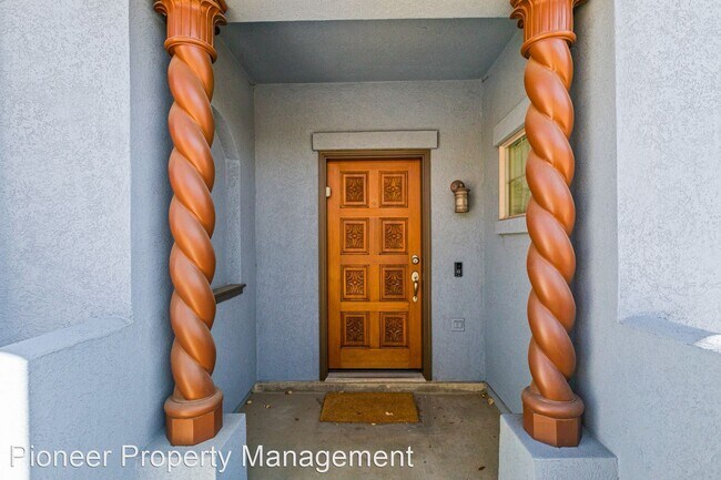 Foto del edificio - 2 br, 2 bath House - 2996 Emporia St