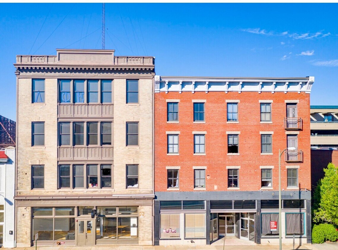 Primary Photo - 1322 W Broad St