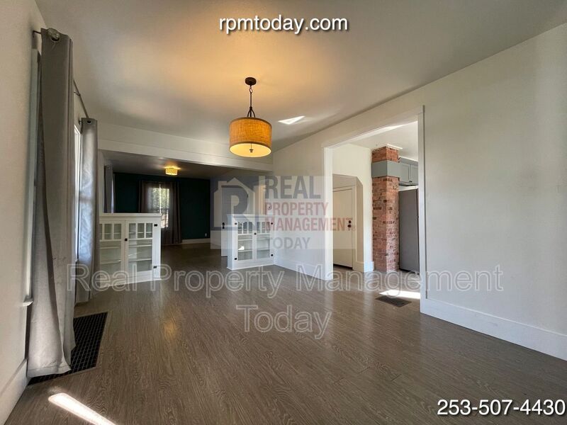 Primary Photo - 3822 S 19th St