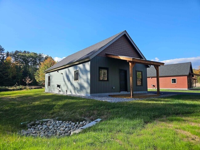 Foto del edificio - 22 Steele Dr