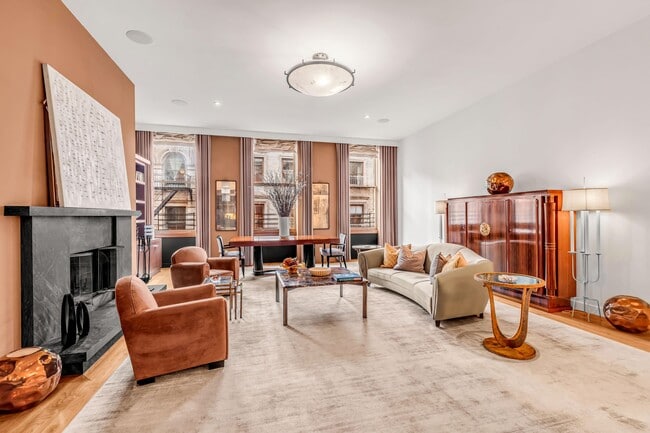 Photo - 22 Mercer St Apartment