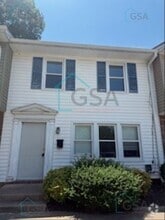 Building Photo - 75 Pine Creek Ct Ext