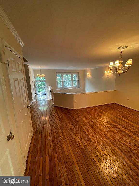 Building Photo - 8461 Millwood Pl