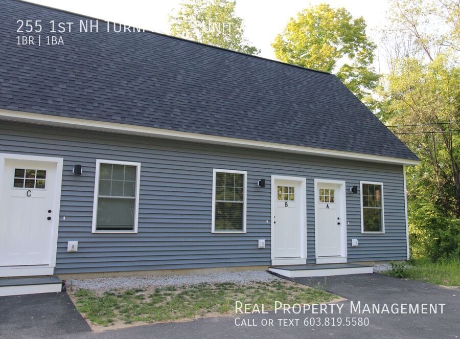 Primary Photo - 255 1st NH Turnpike