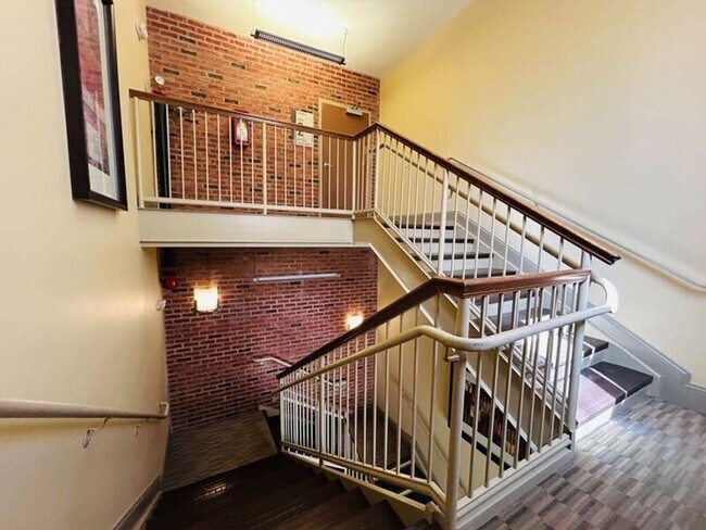 Foto del edificio - 9020 Lorton Station Blvd
