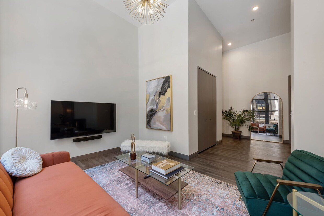 Primary Photo - 29 S LaSalle St