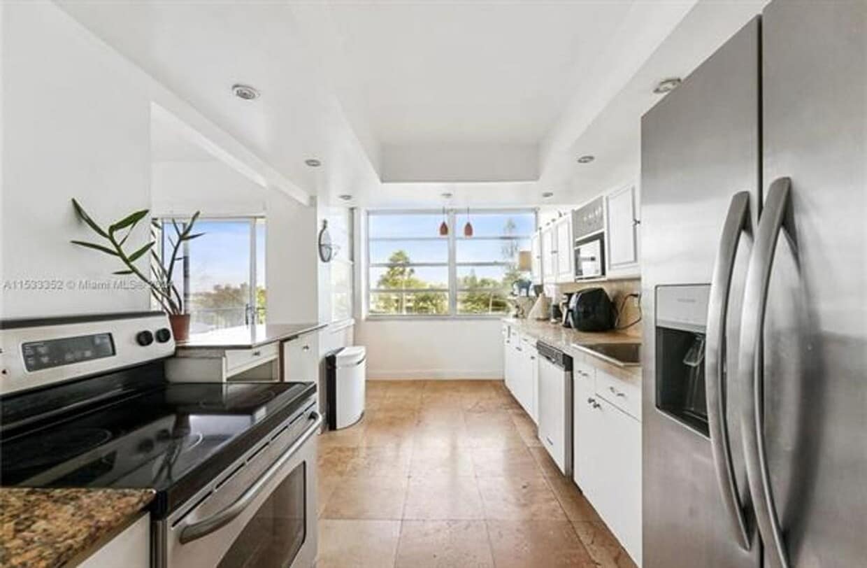 Photo - 11930 N Bayshore Dr # 302, North Miami, FL 33181