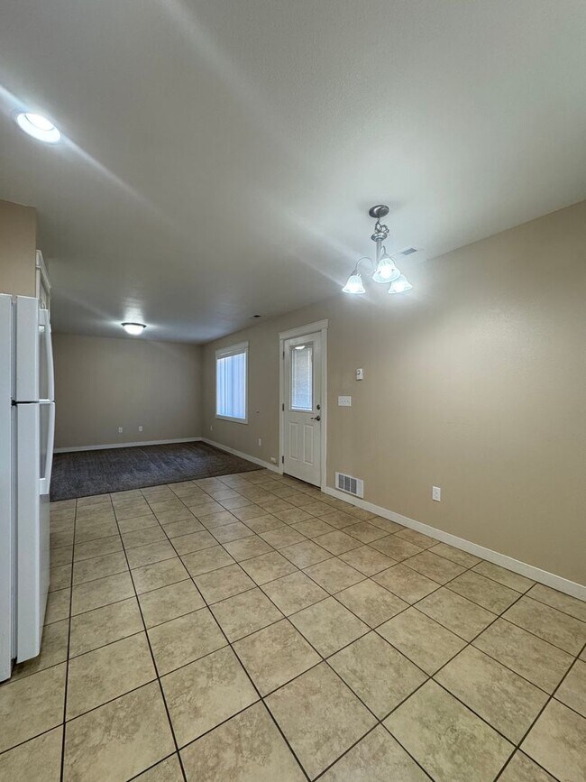 Building Photo - Cambridge Place I - 2235