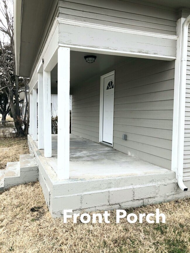 Foto del edificio - 802 W McCormick St