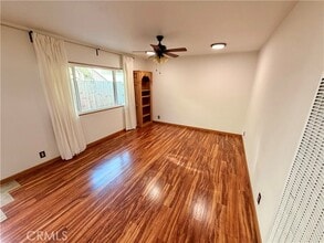 Building Photo - 156 W Escalones
