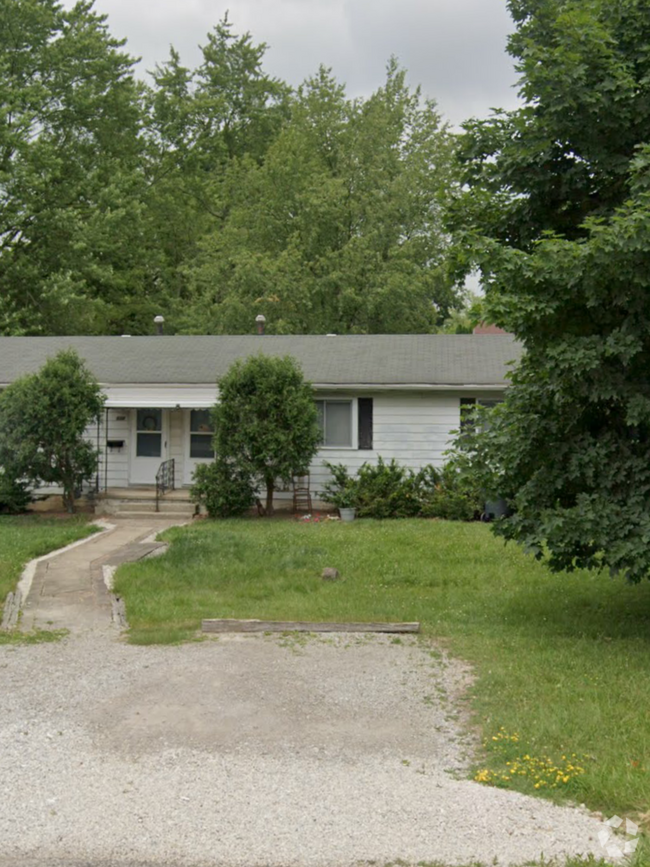 Building Photo - 512 Springdale Ave