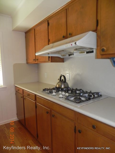 Building Photo - 819 Kenilworth Pky