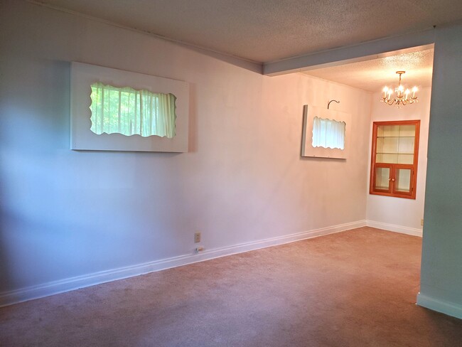 Dining Room - 1107 Baxter Ave