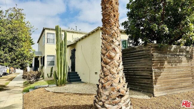Foto del edificio - 3418 Cimarron St
