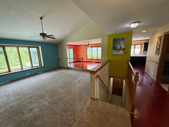 Foto del edificio - 6429 N Sunny Point Rd