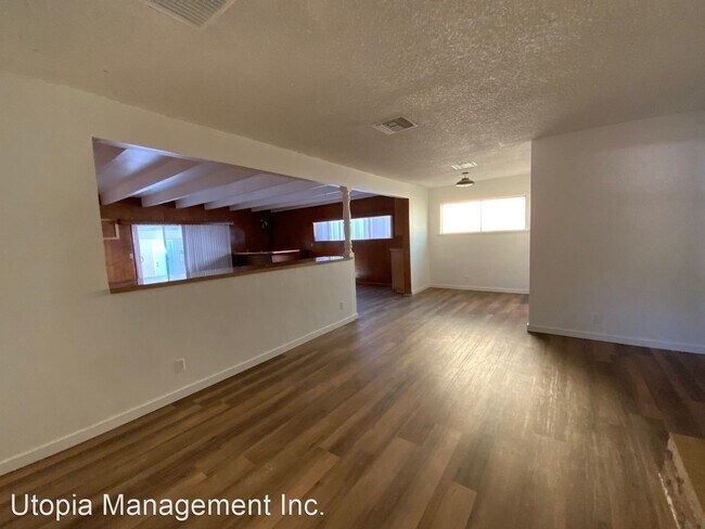 Building Photo - 3 br, 2 bath House - 18212 Vanowen Street