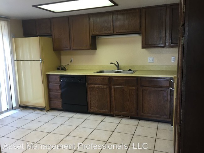 Foto del edificio - 758 Moccasin Trl