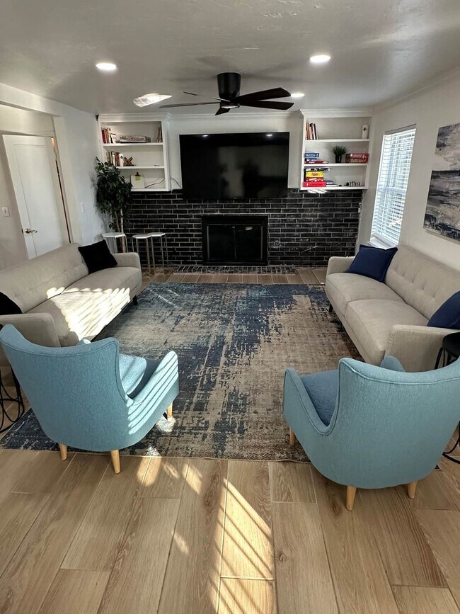 Foto del edificio - 3304 W Rock Creek Rd