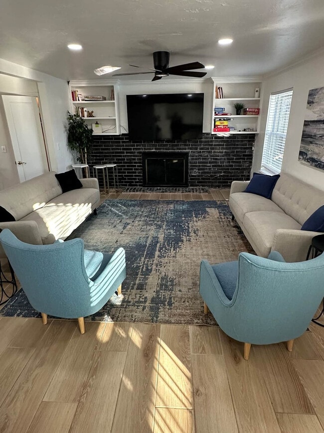Foto del edificio - 3308 W Rock Creek Rd