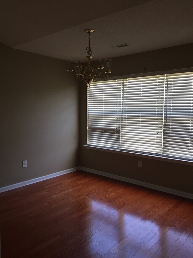 Foto del edificio - 3 Bedroom with Bonus in Easley!