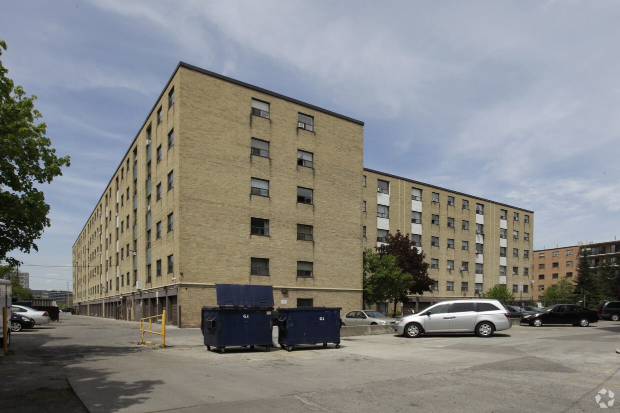 Building Photo - Misty Lane Apartments