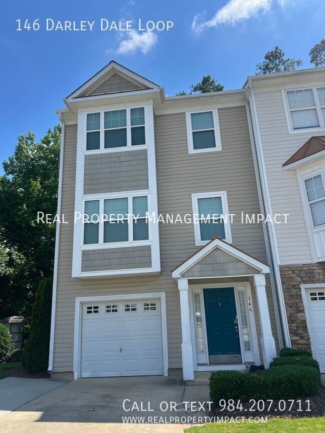 Building Photo - MOVE IN SPECIAL: Spacious 3 Bedroom 3.5 Ba...