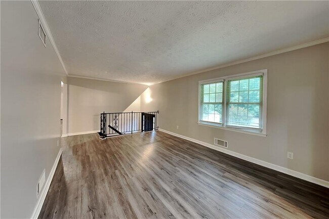 Foto del edificio - 1625 Sonya Dr