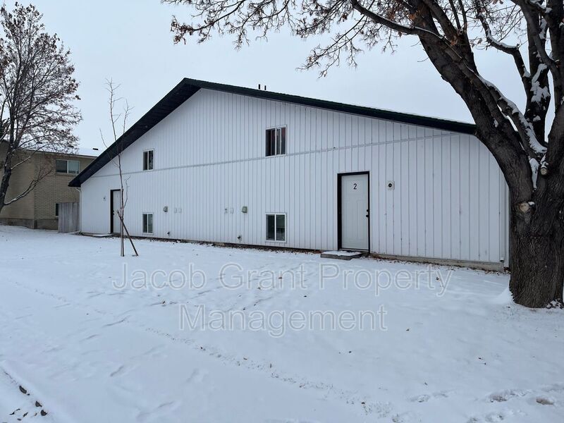 598 Hansen Ave Unit 1, Idaho Falls, ID 83402 Condo for Rent in Idaho