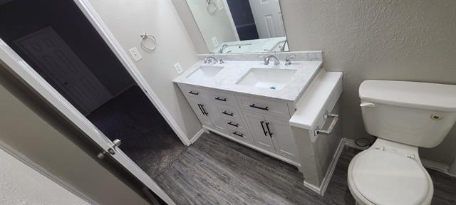 Foto del edificio - 9601 Forest Ln