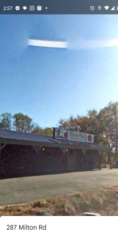 Foto del edificio - 287 Milton Rd