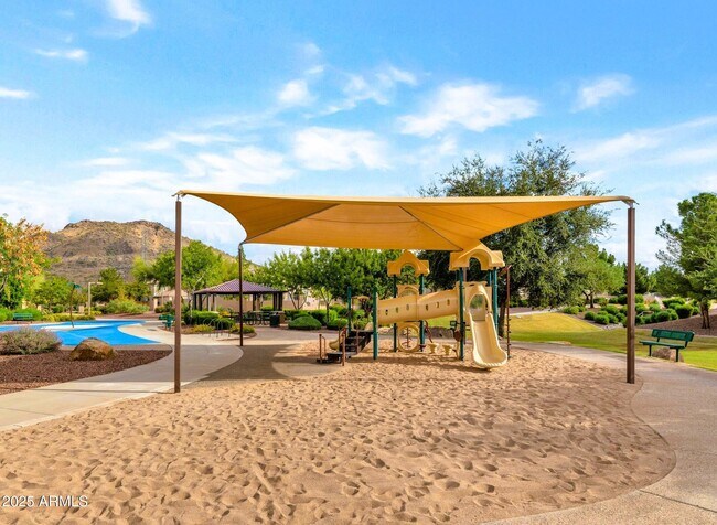 Foto del edificio - 6013 W Park View Ln
