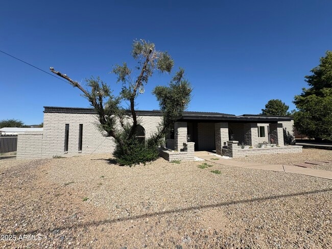 Building Photo - 4004 W Wescott Dr