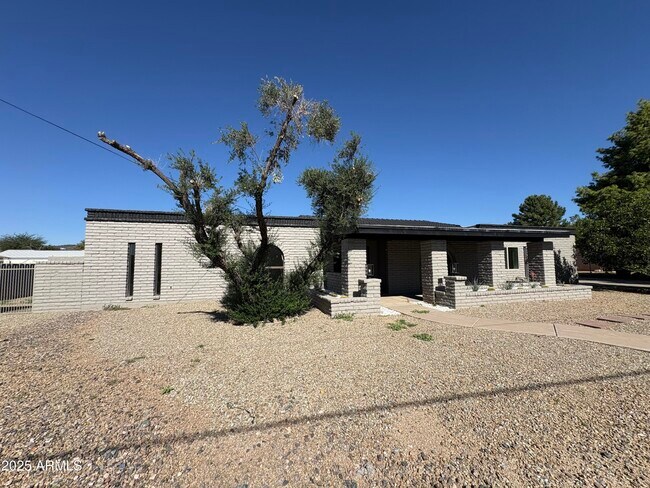 Foto del edificio - 4004 W Wescott Dr