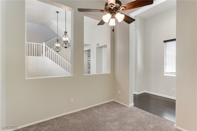 Foto del edificio - 6632 Ditmars St