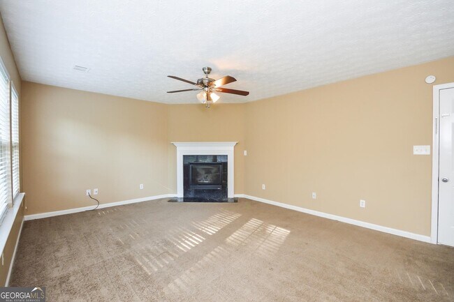 Building Photo - 908 Creekmore Ln