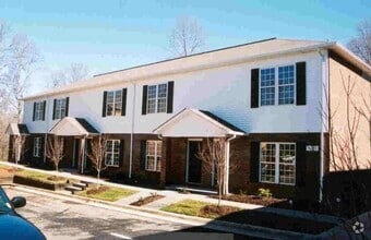 Building Photo - 1740 14th St Ln NE