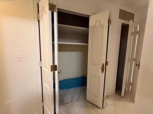 Foto del edificio - 9 Truman Ct