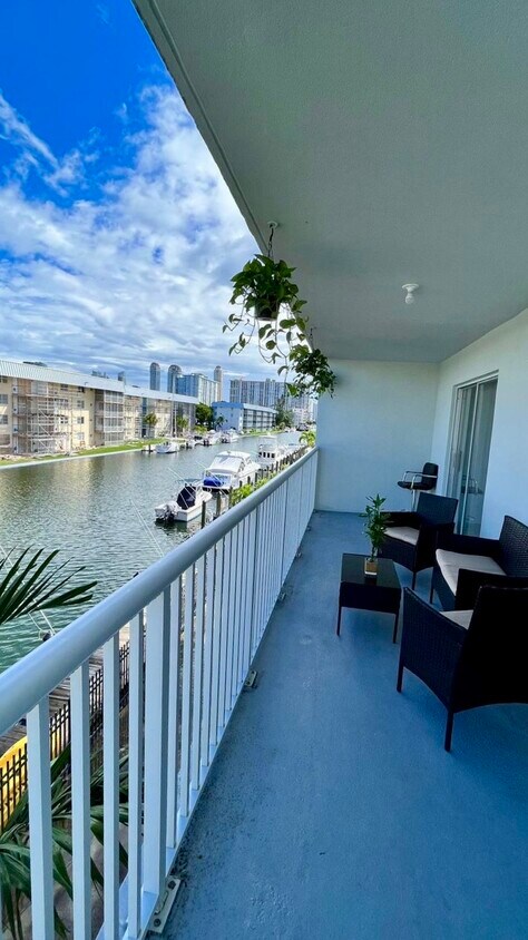 Photo - 3527 NE 168th St (North Miami Beach, FL)