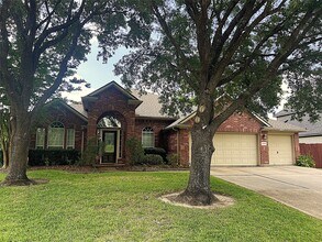 Building Photo - 18718 Walden Forest Dr