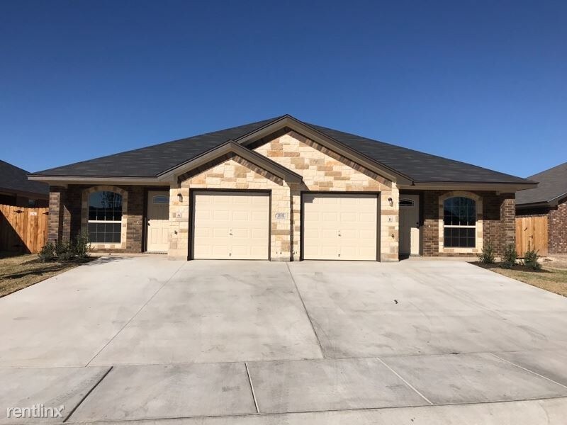 Foto principal - 3800 South W S Young Drive