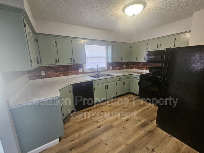 Foto del edificio - 3212 W 9th St