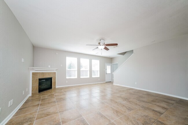 Foto del edificio - 2694 Elm Crossing Trail