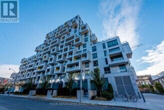 Building Photo - 38 Cameron St