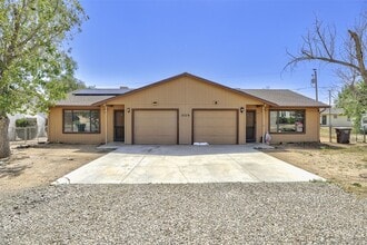 Building Photo - 3279 N Corrine Dr