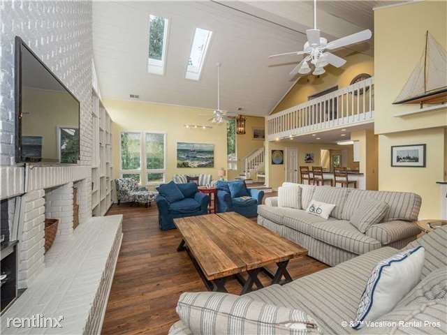 Foto del edificio - 1 Hickory Ln