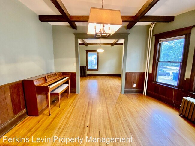 Building Photo - 5 br, 3 bath House - 612 West 32nd St