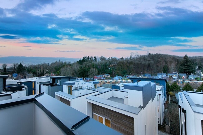 New Construction Townhouse - 2 Bedroom Columbia City - New Construction Townhouse - 2 Bedroom Columbia City