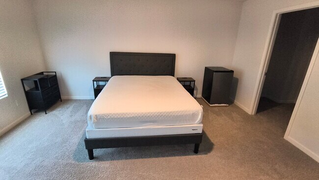 Foto del edificio - 147 Highgrove Way