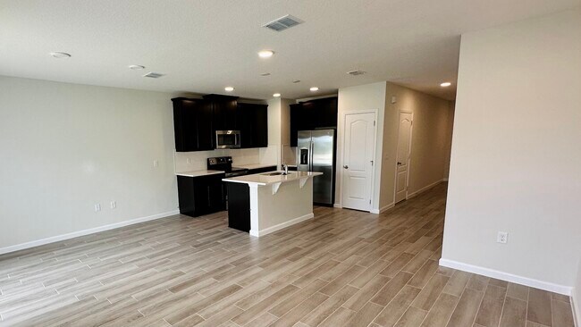 Building Photo - 2811 Narcoossee Cmns Wy