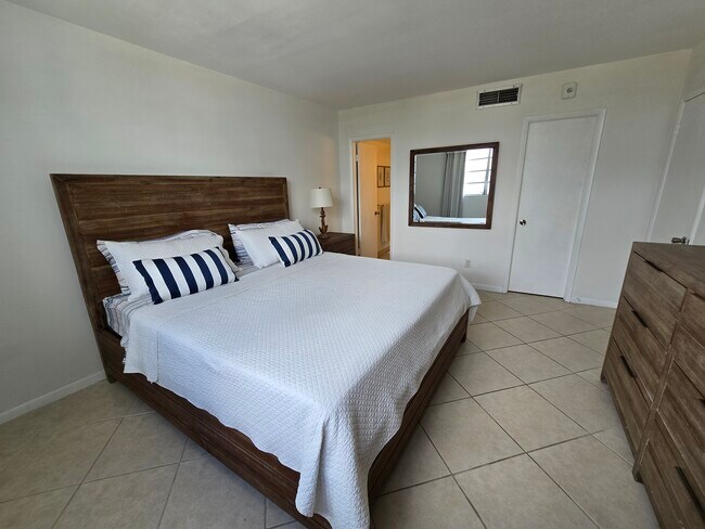 Foto del edificio - 2731 NE 14th Street Cswy